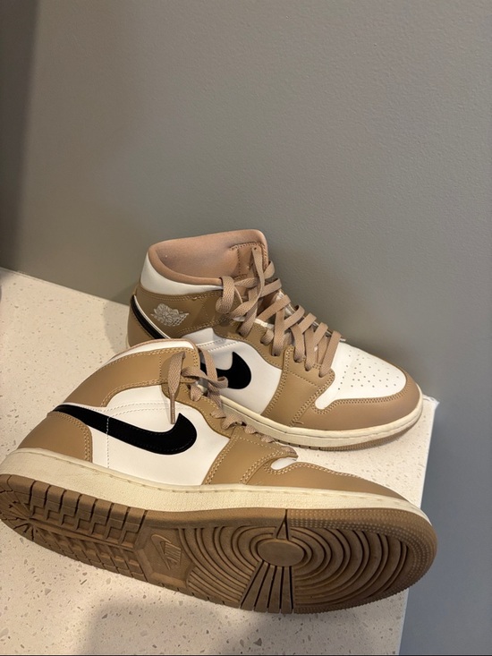 Jordan Shoes - Jordan Mid Sneakers Tan White Black